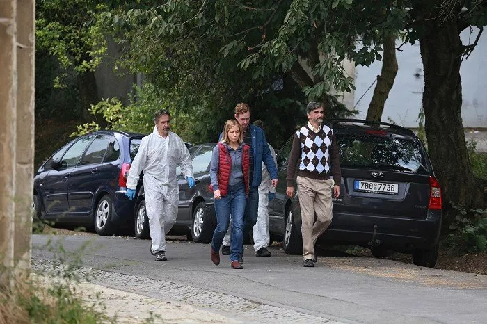 Zuzana Kajnarová (kriminalistka Irena (1. a 2. řada)), Michal Dalecký (kriminalista David (1., 2. a 3. řada)), Martin Myšička