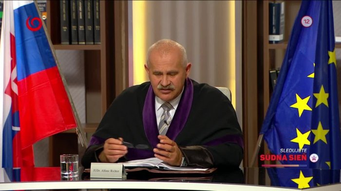 Soudní síň (2008-2019) - judge Alfonz Richter