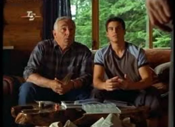 Ross Malinger (Derek), Donnelly Rhodes (Burt) zdroj: imdb.com