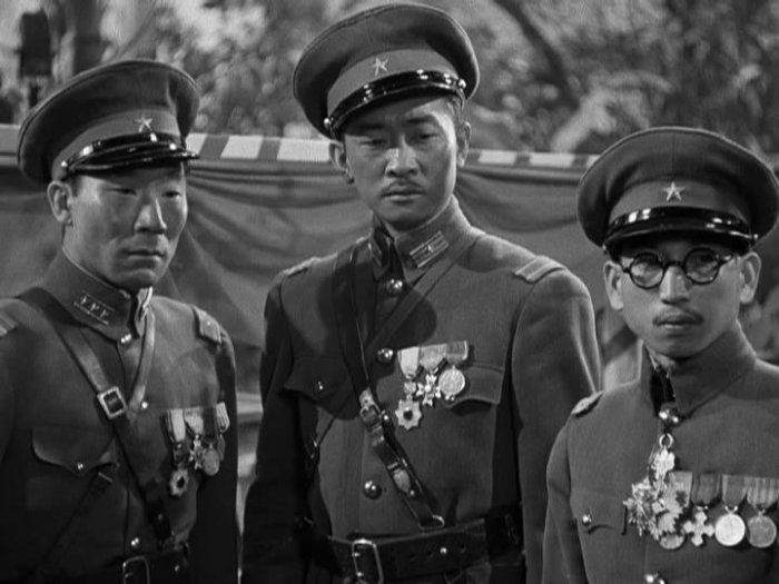 Philip Ahn (Col. Coroki), Harold Fong (Prince Ito), Richard Loo (Maj. Hasko) zdroj: imdb.com