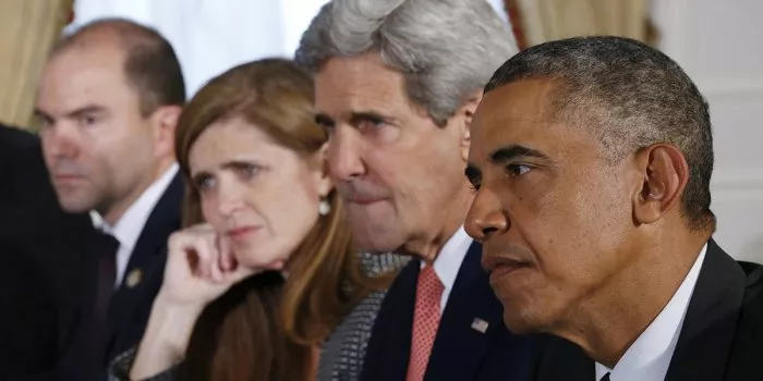 John Kerry, Barack Obama, Samantha Power, Ben Rhodes zdroj: imdb.com