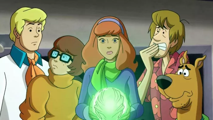 Matthew Lillard (Shaggy Rogers), Frank Welker (Scooby-Doo), Grey Griffin (Daphne Blake), Kate Micucci (Velma Dinkley) zdroj: imdb.com
