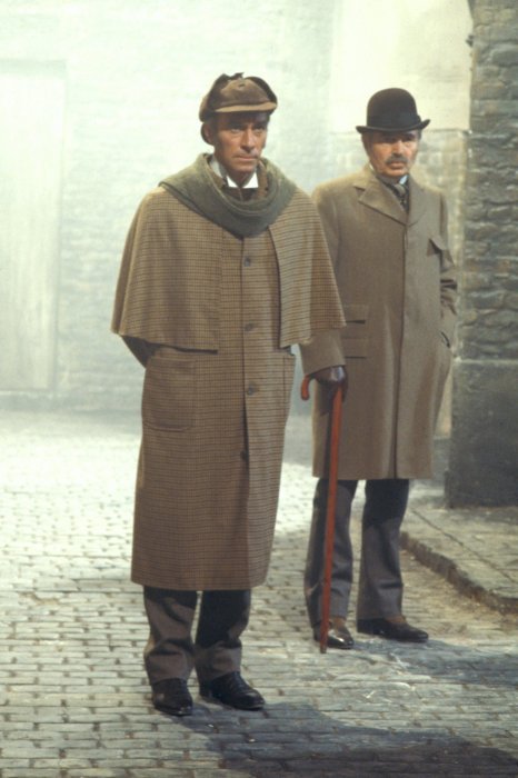 James Mason (Dr. John H. Watson), Christopher Plummer (Sherlock Holmes) zdroj: imdb.com