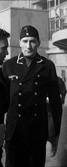 Walter Gotell (German Officer on Tirpitz) zdroj: imdb.com