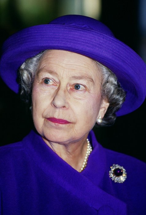 kráľovna Alžbeta II.