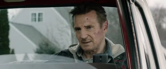 Liam Neeson (Tom Dolan) zdroj: imdb.com