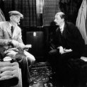 Lelíček ve službách Sherlocka Holmese (1932) - detektiv Sherlock Holmes