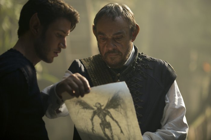 John Rhys-Davies (Eventine Elessedil), Aaron Jakubenko (Ander Elessedil) zdroj: imdb.com