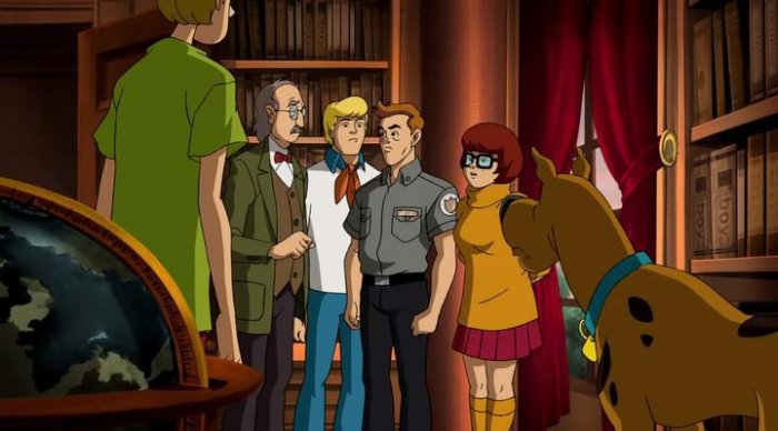 Jeff Bennett (Vincent Van Helsing), Mindy Cohn (Velma Dinkley), Frank Welker (Scooby-Doo) zdroj: imdb.com