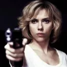 Scarlett Johansson (Lucy)