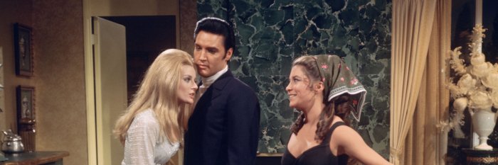 Elvis Presley, Michele Carey, Celeste Yarnall zdroj: imdb.com