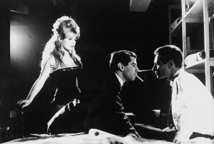 Brigitte Bardot, Roger Vadim, Michel Subor zdroj: imdb.com