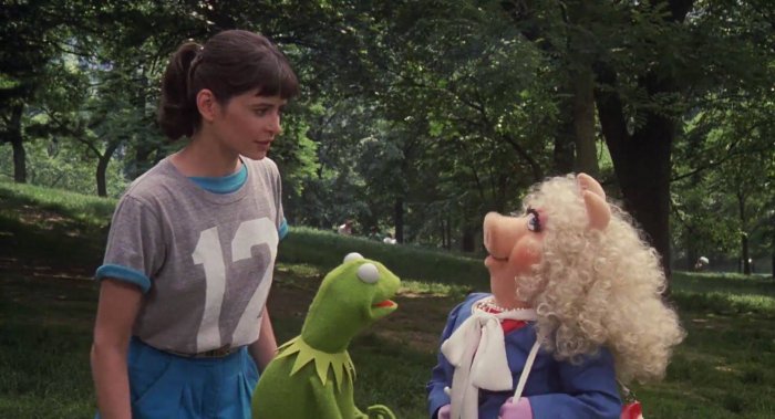 Frank Oz (Miss Piggy), Jim Henson (Kermit the Frog), Juliana Donald (Jenny) zdroj: imdb.com