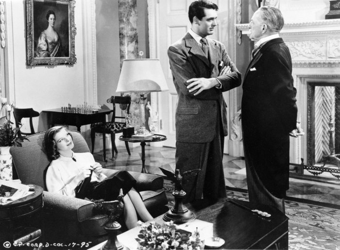 Cary Grant, Katharine Hepburn, Henry Kolker zdroj: imdb.com