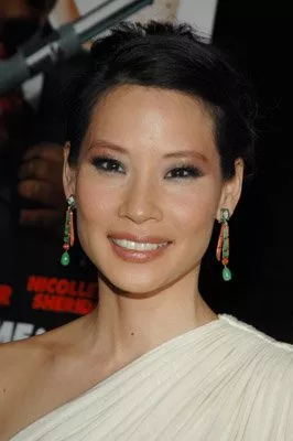 Lucy Liu (Gina) zdroj: imdb.com 
promo k filmu