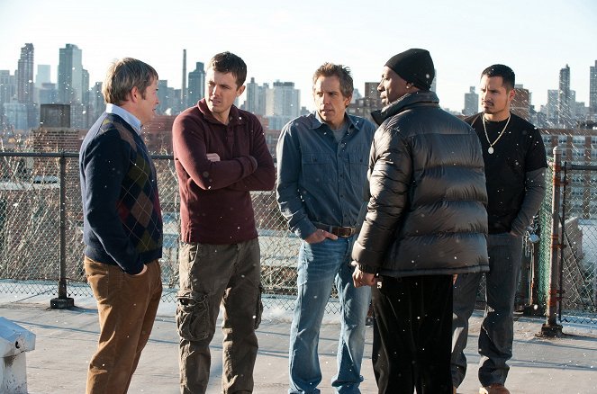 Matthew Broderick (Mr. Fitzhugh), Casey Affleck (Charlie), Ben Stiller (Josh Kovaks), Eddie Murphy (Slide), Michael Peña (Enrique Dev’Reaux)