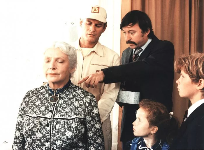 Babičky dobíjejte přesně (1984) - Bertík Louda
