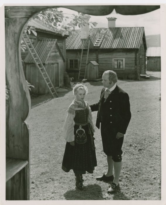 Sten Lindgren (Germund), Mai Zetterling (Marit) zdroj: imdb.com