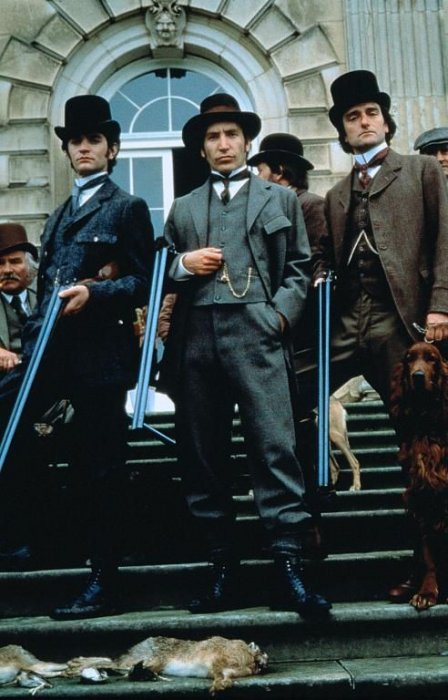 James Frain (Julius Folyat), Mark Tandy (Lord Seadown), Ronan Vibert (Lord Richard Marabel) zdroj: imdb.com