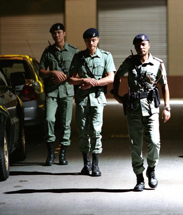 Policejní hlídka PTU (2003)