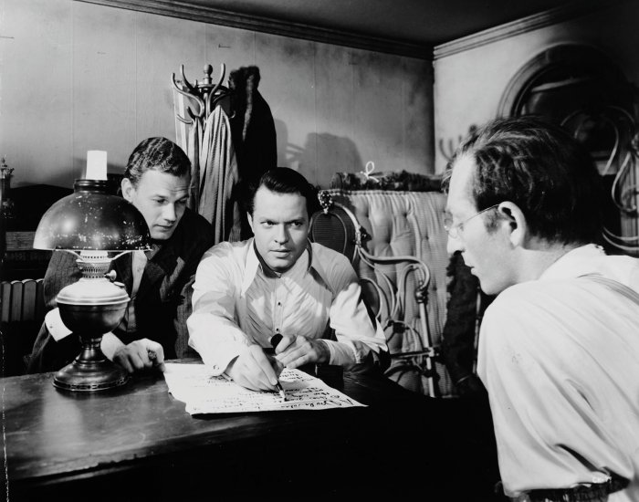 Orson Welles (Kane), Joseph Cotten (Jedediah Leland), Everett Sloane (Mr. Bernstein) zdroj: imdb.com