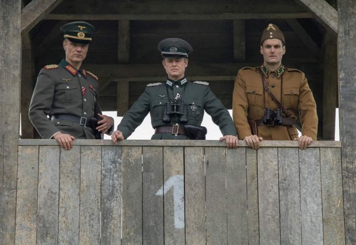 Caspar Phillipson (Colonel Franz), Markus Gertken (General), Philippe Reinhardt (Henckel) zdroj: imdb.com