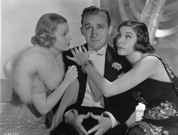 Bing Crosby, Mary Carlisle, Martha Raye zdroj: imdb.com