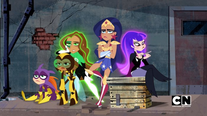 Tara Strong (Batgirl), Kari Wahlgren (Zatanna), Kimberly Brooks (Bumblebee), Grey Griffin (Wonder Woman), Myrna Velasco (Green Lantern) zdroj: imdb.com