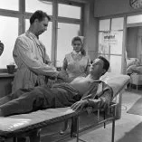 Skalní v ofsajde (1961) - Lékar