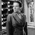 Ošklivá slečna (1959) - účetní revizorka Hana Kalvodová