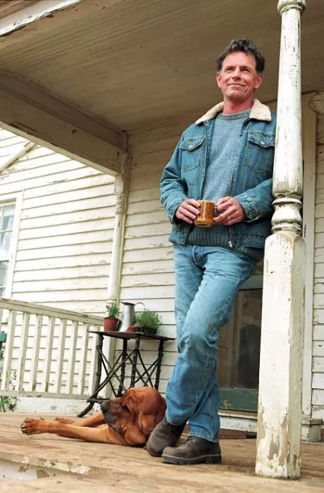Bruce Greenwood (Nolan Walsh) zdroj: imdb.com