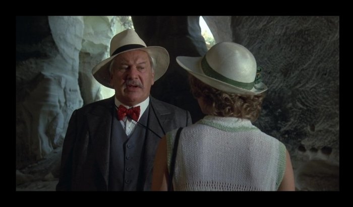 Peter Ustinov (Hercule Poirot) zdroj: imdb.com