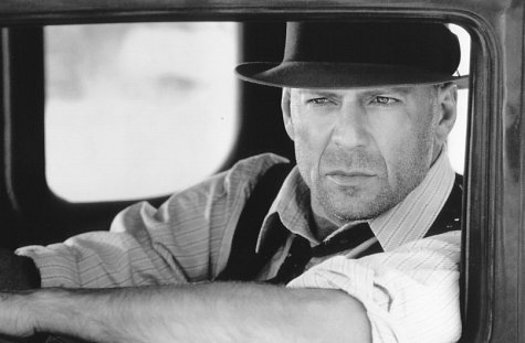 Bruce Willis (John Smith) zdroj: imdb.com