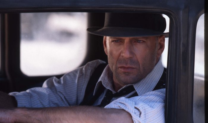 Bruce Willis (John Smith) zdroj: imdb.com