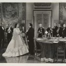 Claude Rains (Napoléon III), Montagu Love (Jose de Montares), Holmes Herbert (Marshal Randon), Gale Sondergaard (Empress Eugénie)