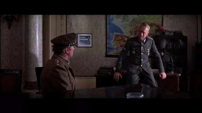Michael Caine (The Players: England - Capt. John Colby), Max von Sydow (The Germans - Major Karl Von Steiner) zdroj: imdb.com
