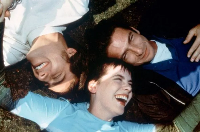 Kate Beckinsale (Georgie), Dan Futterman (Dylan), Stuart Townsend (Jez) zdroj: imdb.com