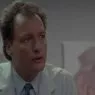 Ruka na kolébce (1992) - Dr. Victor Mott