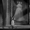 Mrtvá a živá (1940) - Mrs. de Winter