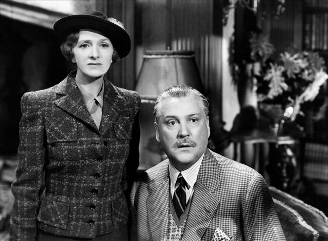 Gladys Cooper (Beatrice Lacy), Nigel Bruce (Major Giles Lacy)