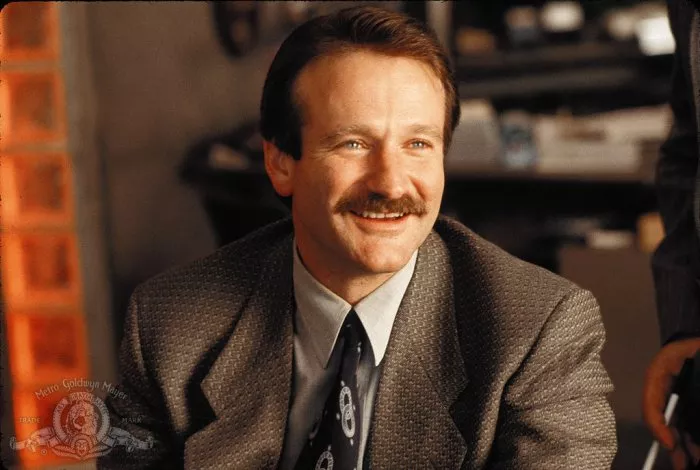 Robin Williams (Joey O’Brien) zdroj: imdb.com