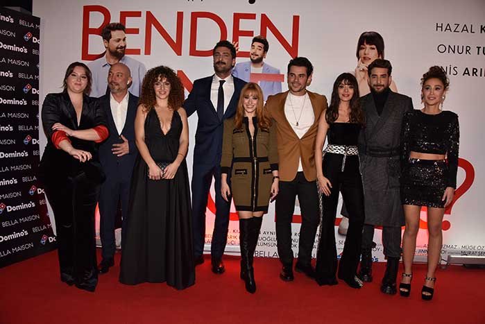 Hazal Kaya (Sertab Bal), Selin Sekerci (Masal), Onur Tuna (Soner Güler) zdroj: imdb.com 
promo k filmu