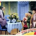 Groucho Marx (Dr. Hugo Z. Hackenbush), Chico Marx (Tony), Harpo Marx (Stuffy), Esther Muir (Cokey ’Flo’)