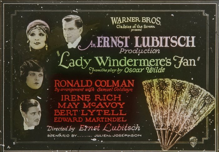 Ronald Colman (Lord Darlington), May McAvoy (Lady Windermere), Bert Lytell (Lord Windermere), Irene Rich (Mrs. Erlynne) zdroj: imdb.com