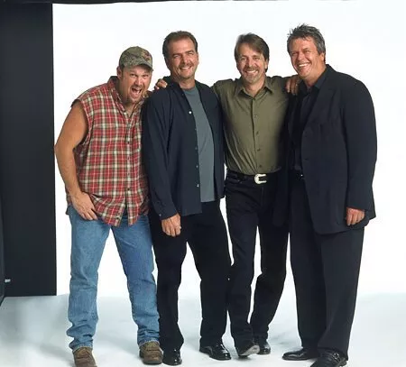Bill Engvall (Bill Engvall), Jeff Foxworthy (Jeff Foxworthy), Ron White (Ron White), Larry The Cable Guy (Larry The Cable Guy) zdroj: imdb.com