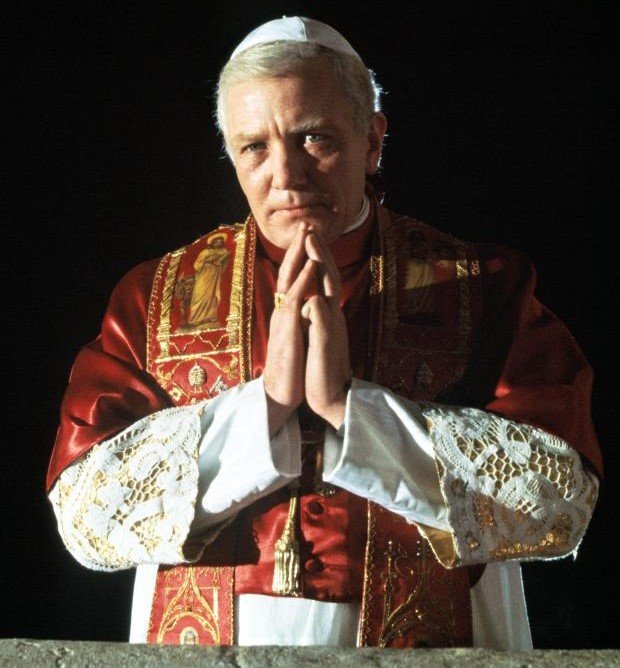 Albert Finney (Karol Wojtyla (Pope John Paul II)) zdroj: imdb.com