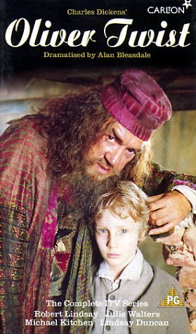 Robert Lindsay (Fagin), Sam Smith (Oliver Twist) zdroj: imdb.com