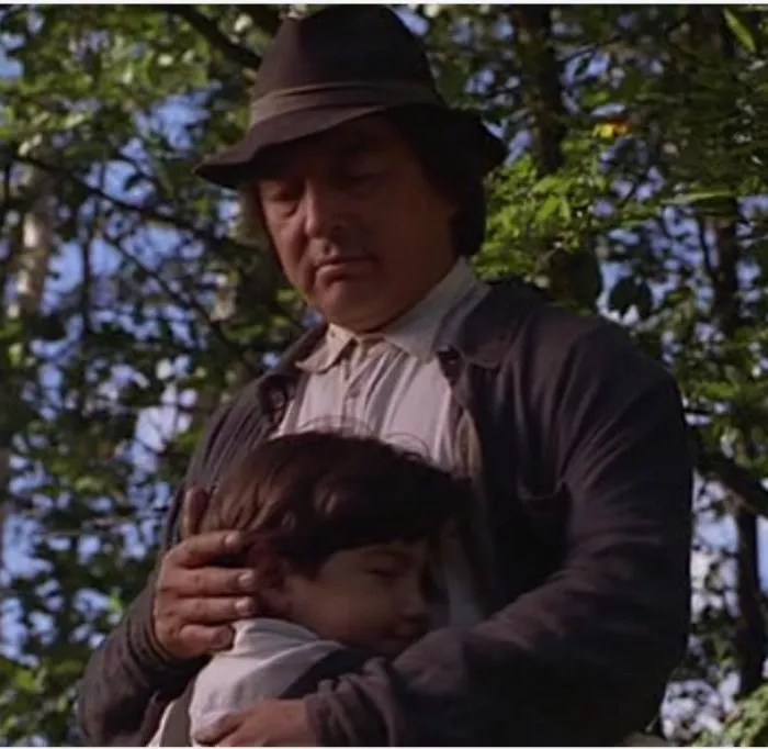 Graham Greene (Willow John), Joseph Ashton (Little Tree) zdroj: imdb.com 
promo k filmu