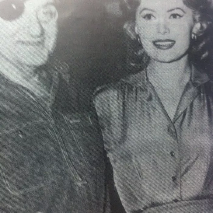 Fritz Lang, Rhonda Fleming (Dorothy Kyne) zdroj: imdb.com