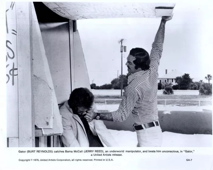 Burt Reynolds (Gator McKlusky), Jerry Reed (Bama McCall) zdroj: imdb.com